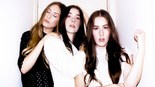 Giorgio Moroder helps Haim enter the club with a ”Forever” remix